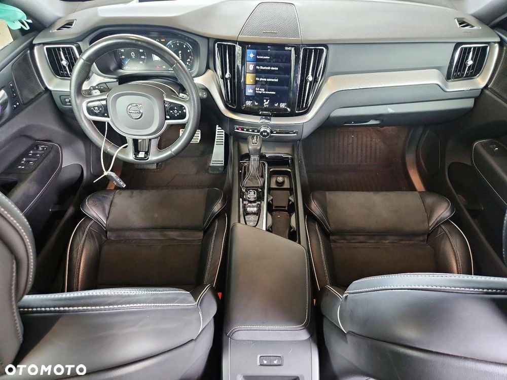 Volvo XC 60 - 8