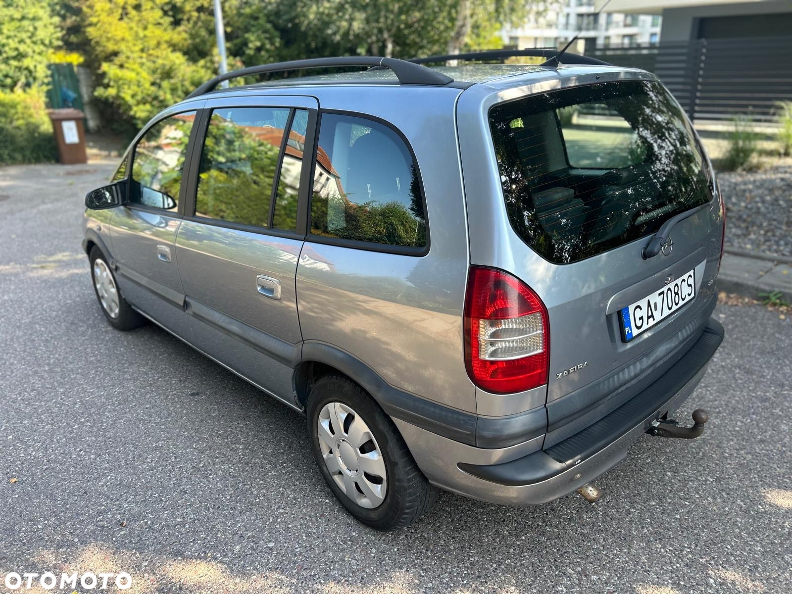 Opel Zafira - 3