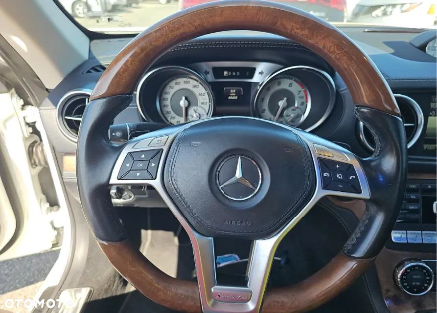 Mercedes-Benz SL - 9