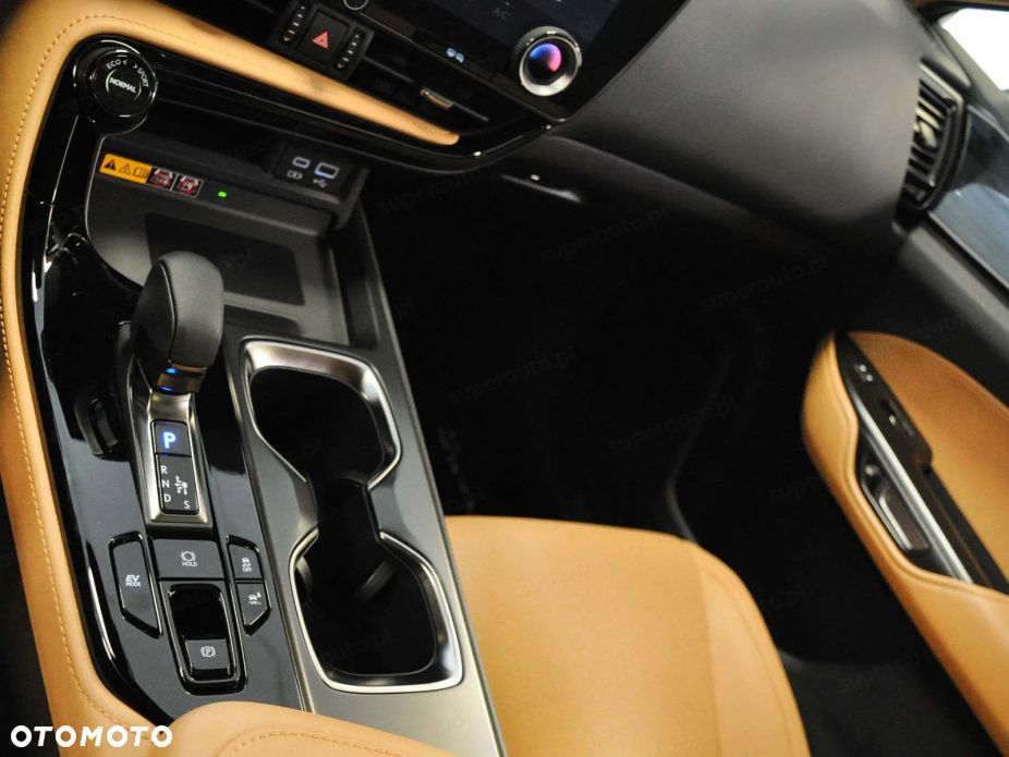 Lexus NX - 9