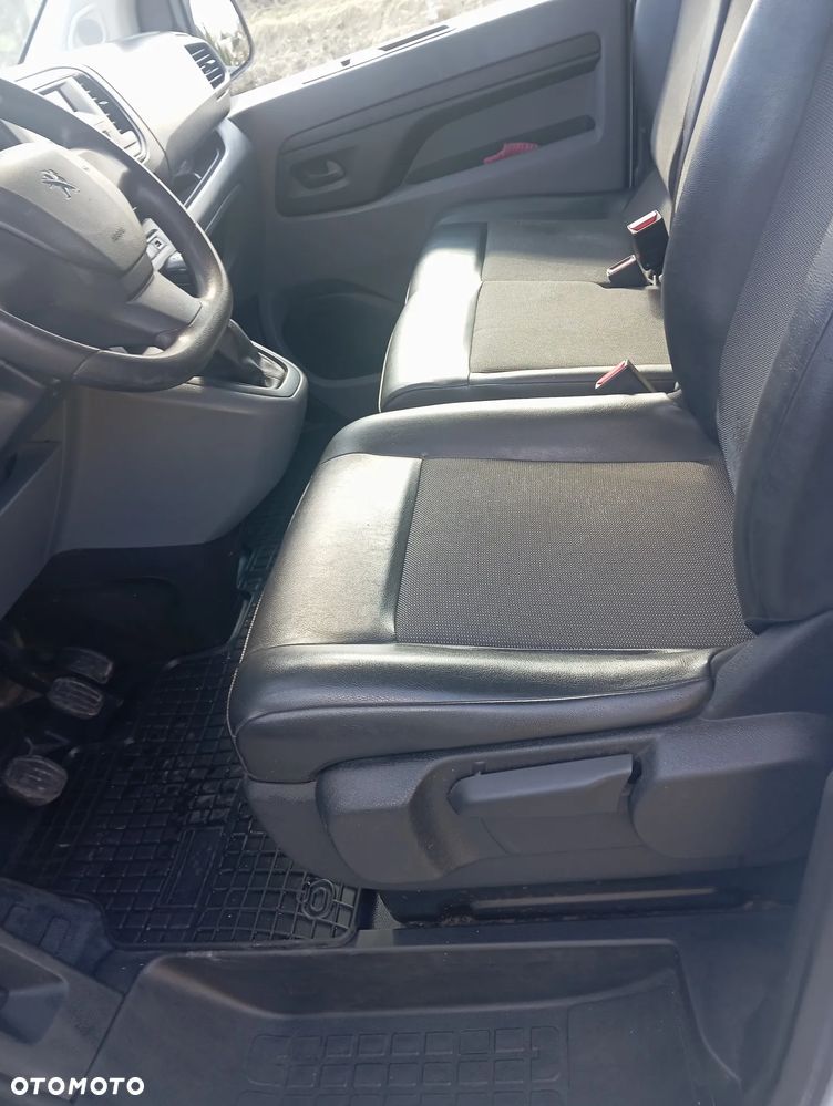 Peugeot Experrt - 18