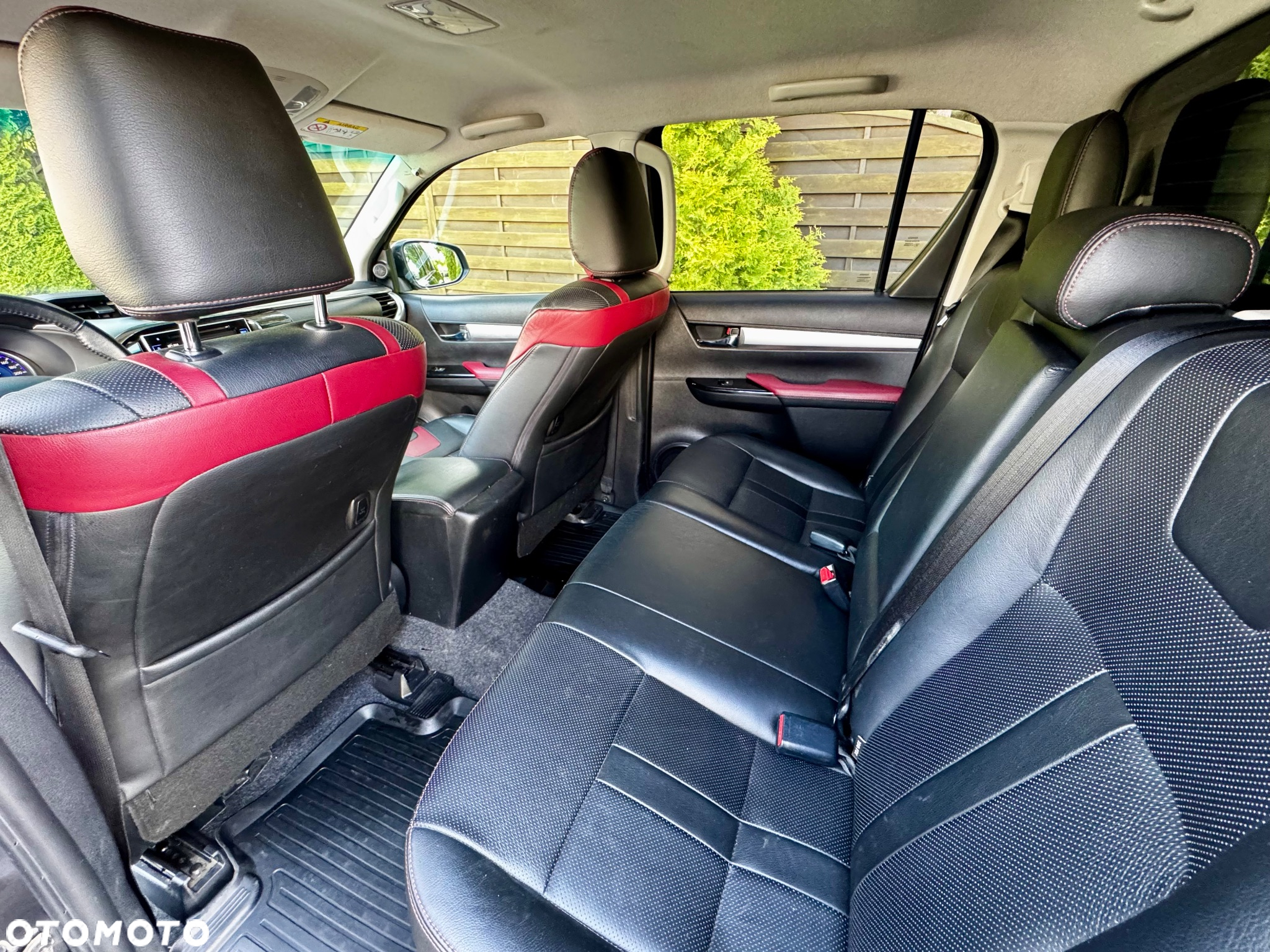 Toyota Hilux 2.4 D-4D Double Cab SR 4x4 - 10