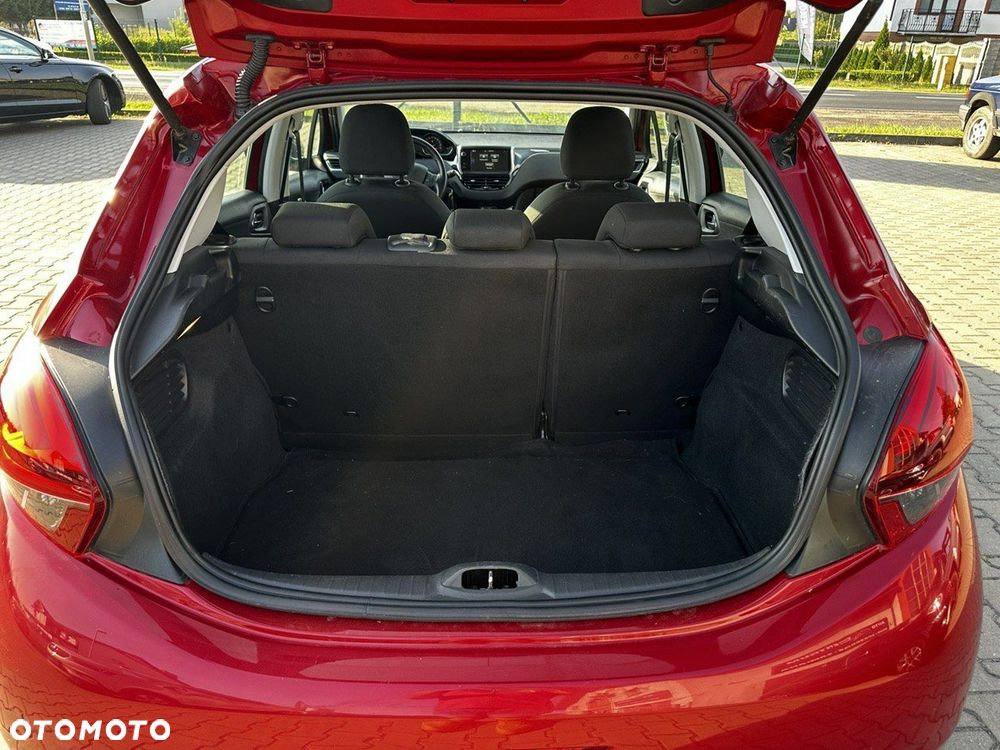 Peugeot 208 1.2 VTi Allure - 11