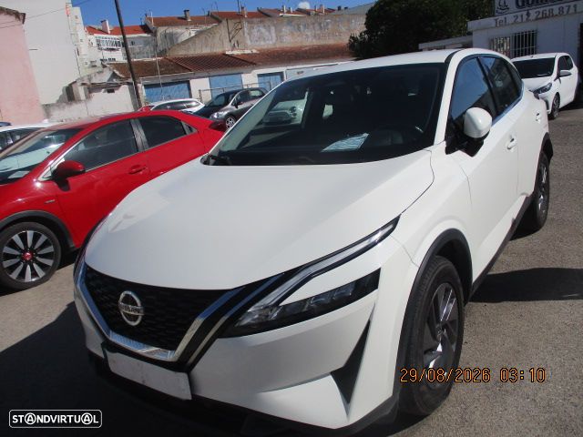 Nissan Qashqai 1.3 DIG-T N-Connecta - 1
