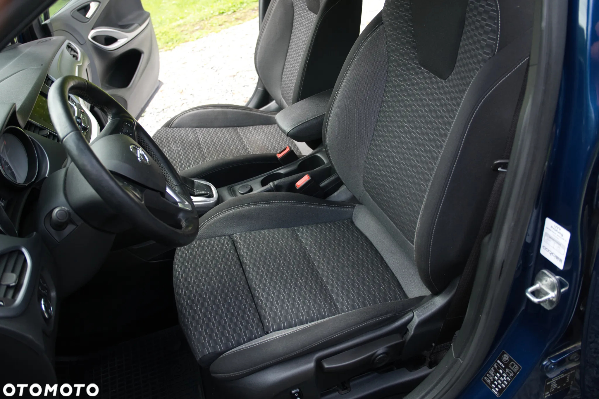 Opel Astra 1.5 D Start/Stop Automatik Business Elegance - 24