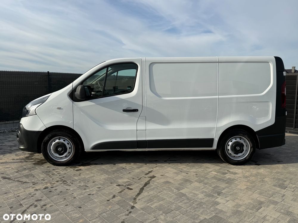 Renault TRAFIC - 2