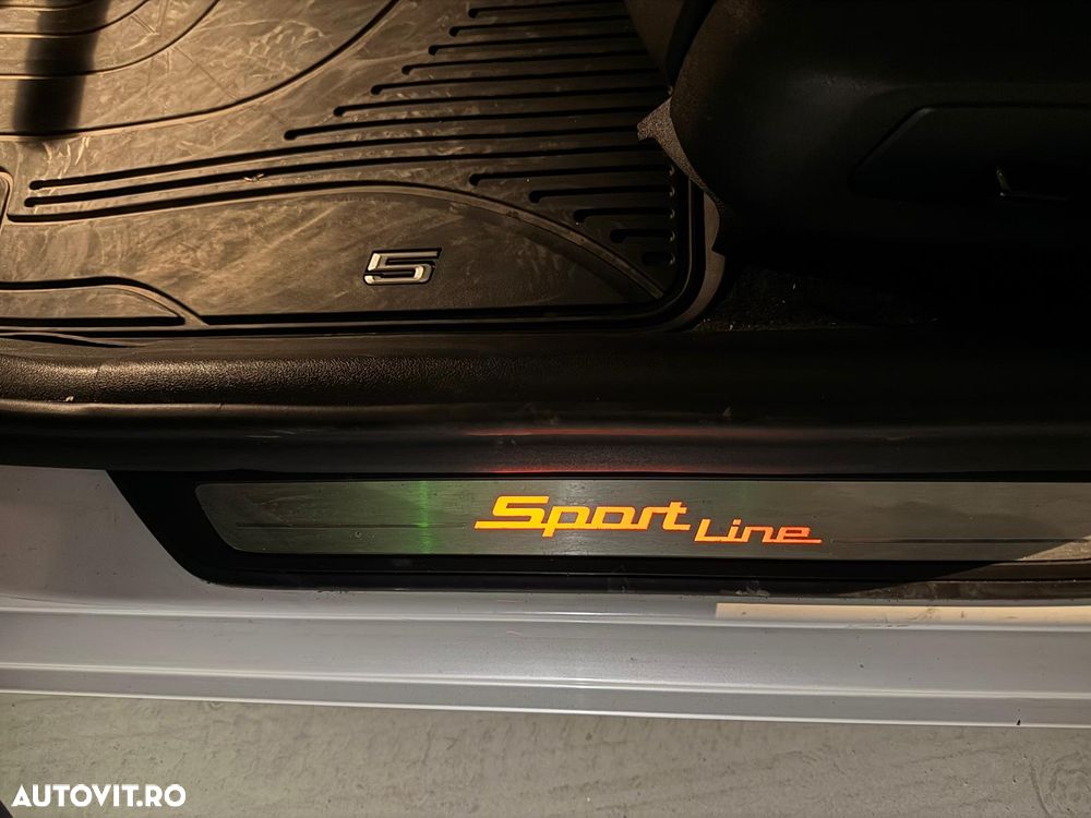BMW Seria 5 520d AT - 14