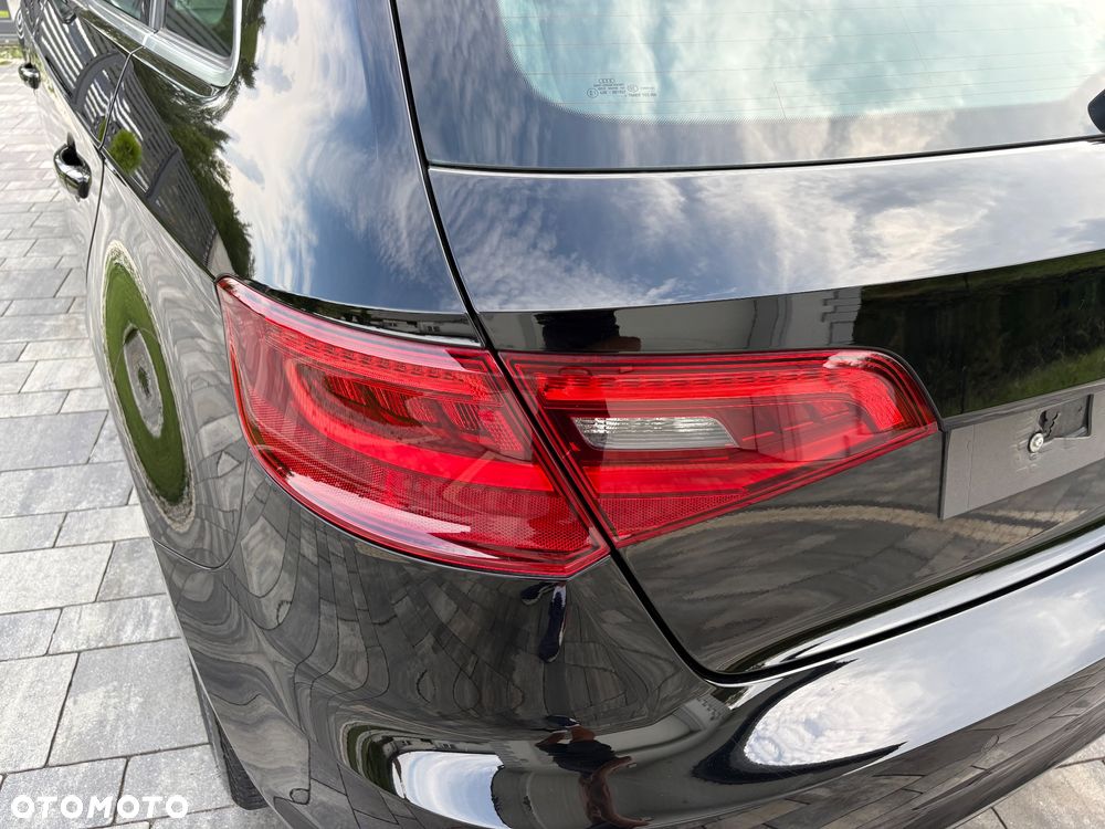 Audi A3 Sportback 1.4 TFSI Ambiente - 27