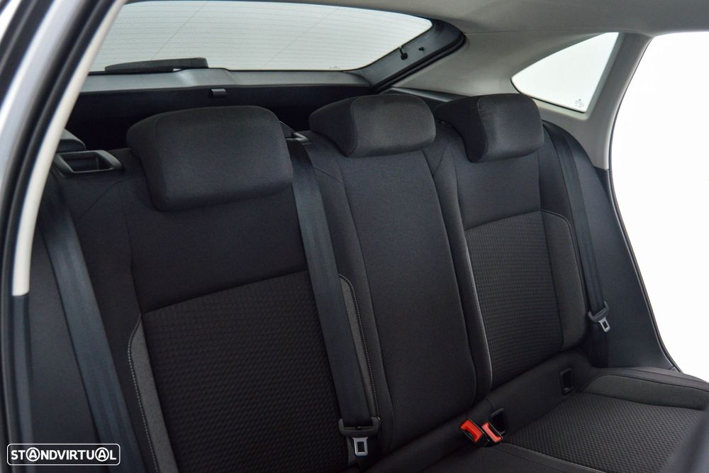 VW Taigo 1.0 TSI Urban DSG - 49