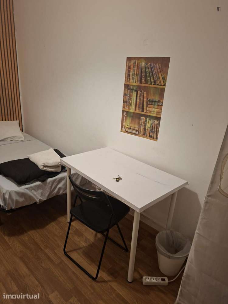 Quarto - localizado em Arroios Lisbon - Grande imagem: 3/15