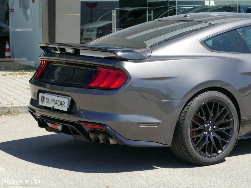 Ford Mustang - 7