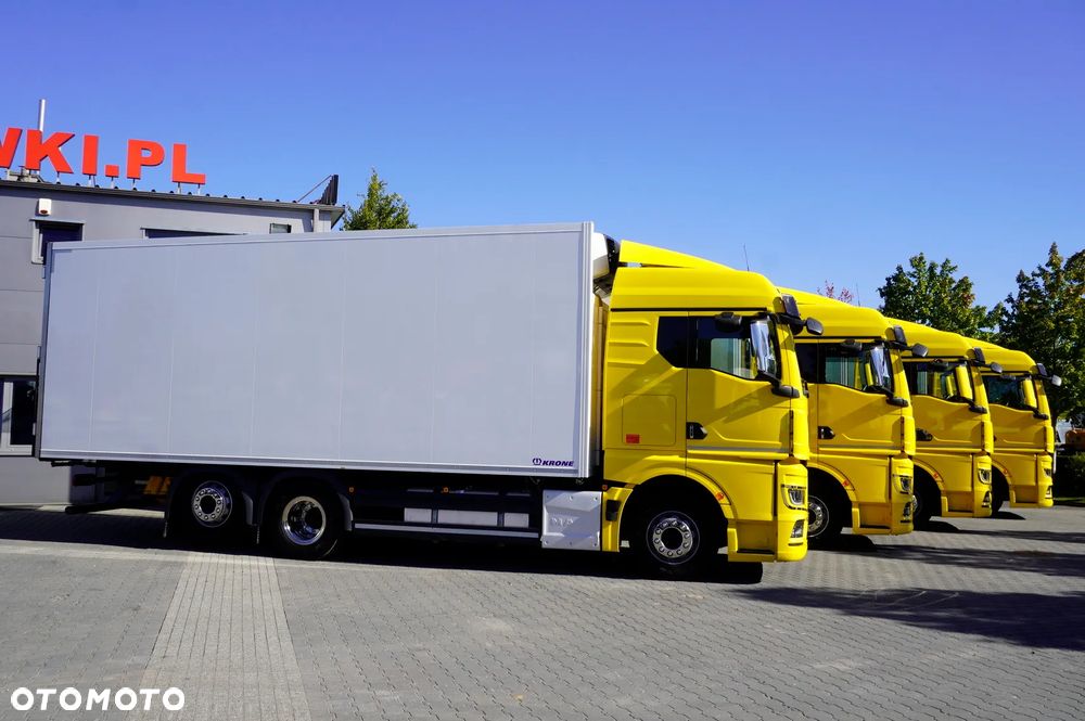 MAN TGX 26.510 6×2-4 / Chłodnia Krone 18 EPAL / Carrier Supra 950 MT / 2023 / oś skrętna / 200 tys. km! /  3 szt_262717 - 33