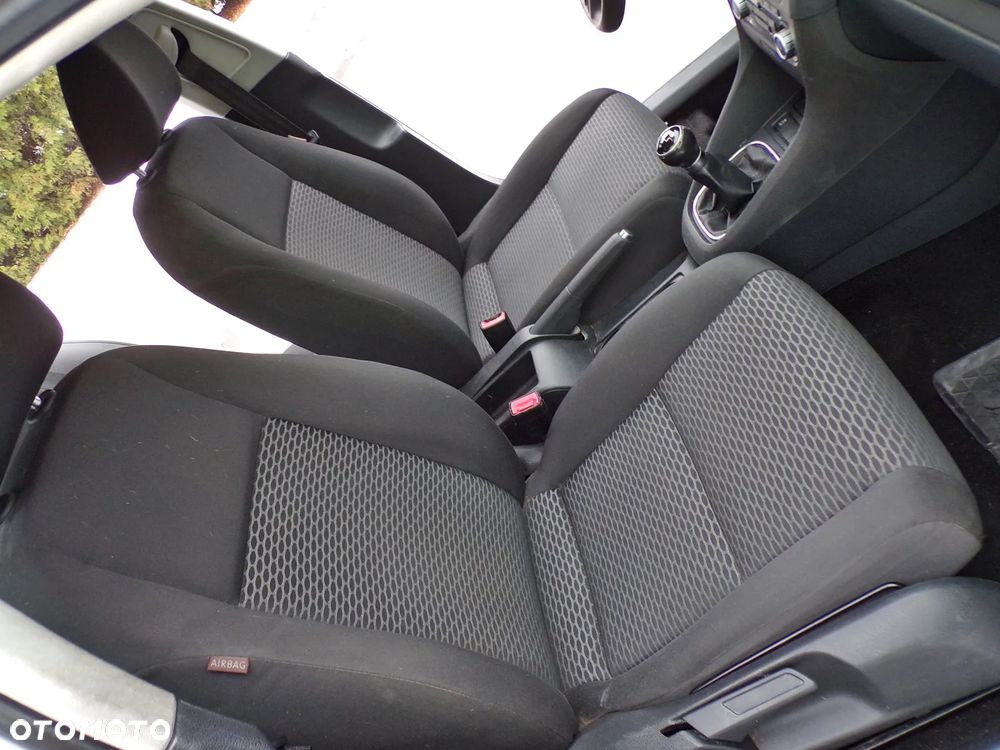 Volkswagen Golf 1.4 Style - 23