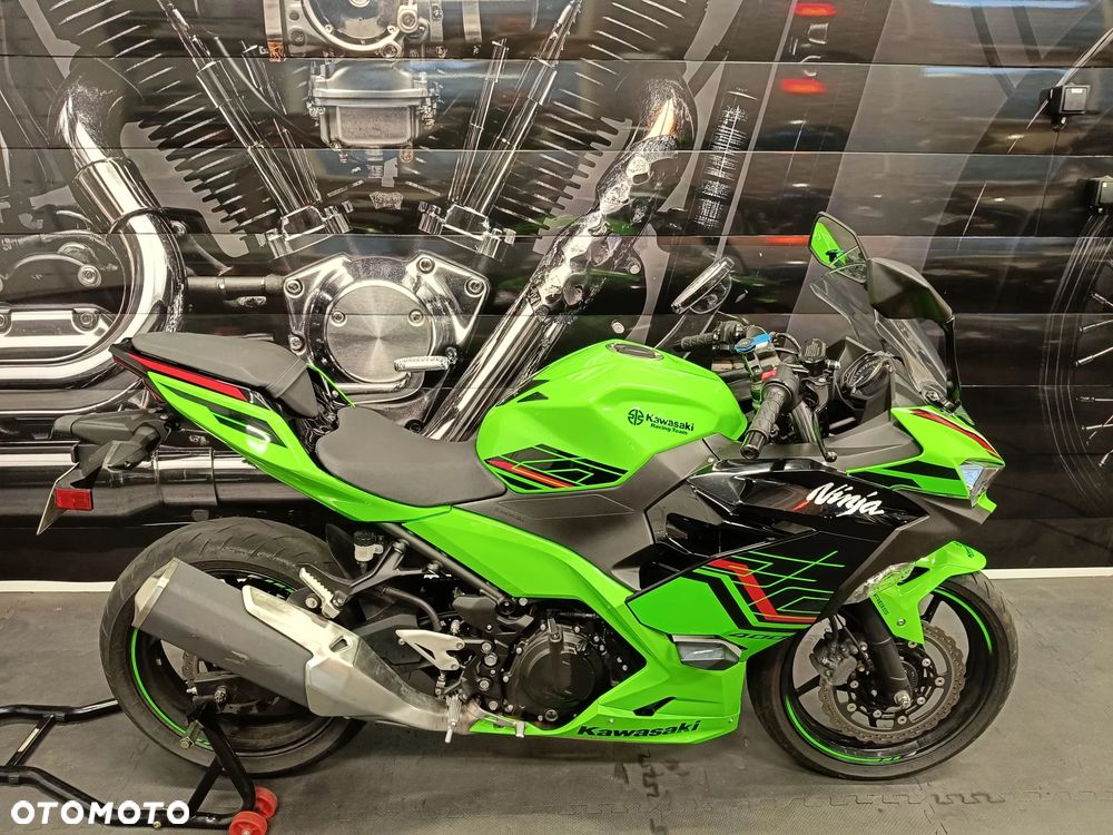 Kawasaki Ninja 400 - 17