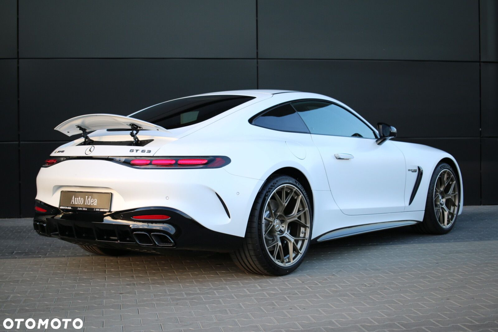 Mercedes-Benz AMG GT - 6