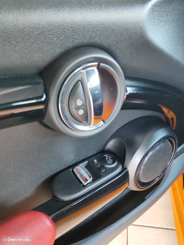 MINI 3 Portas John Cooper Works - 22