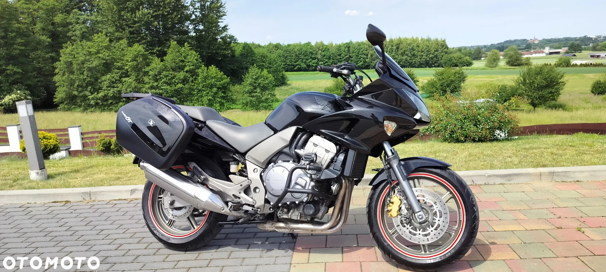 Honda CBF - 12