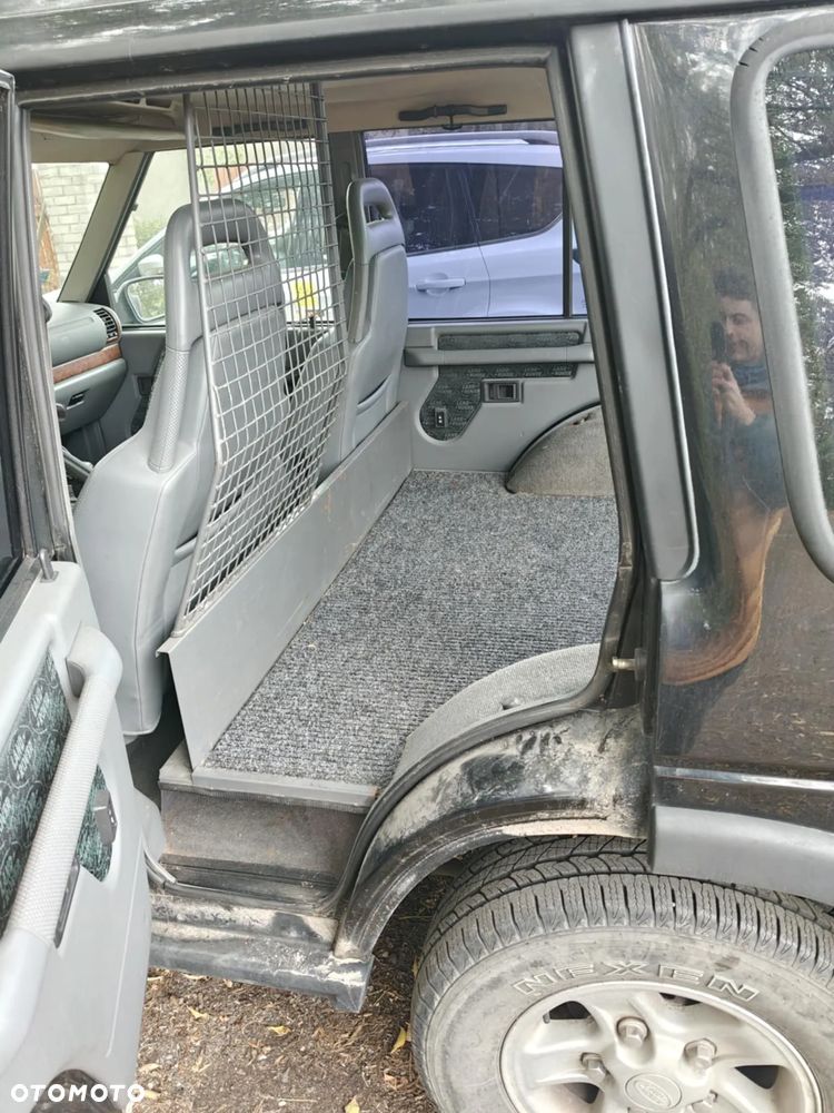 Land Rover Discovery - 8
