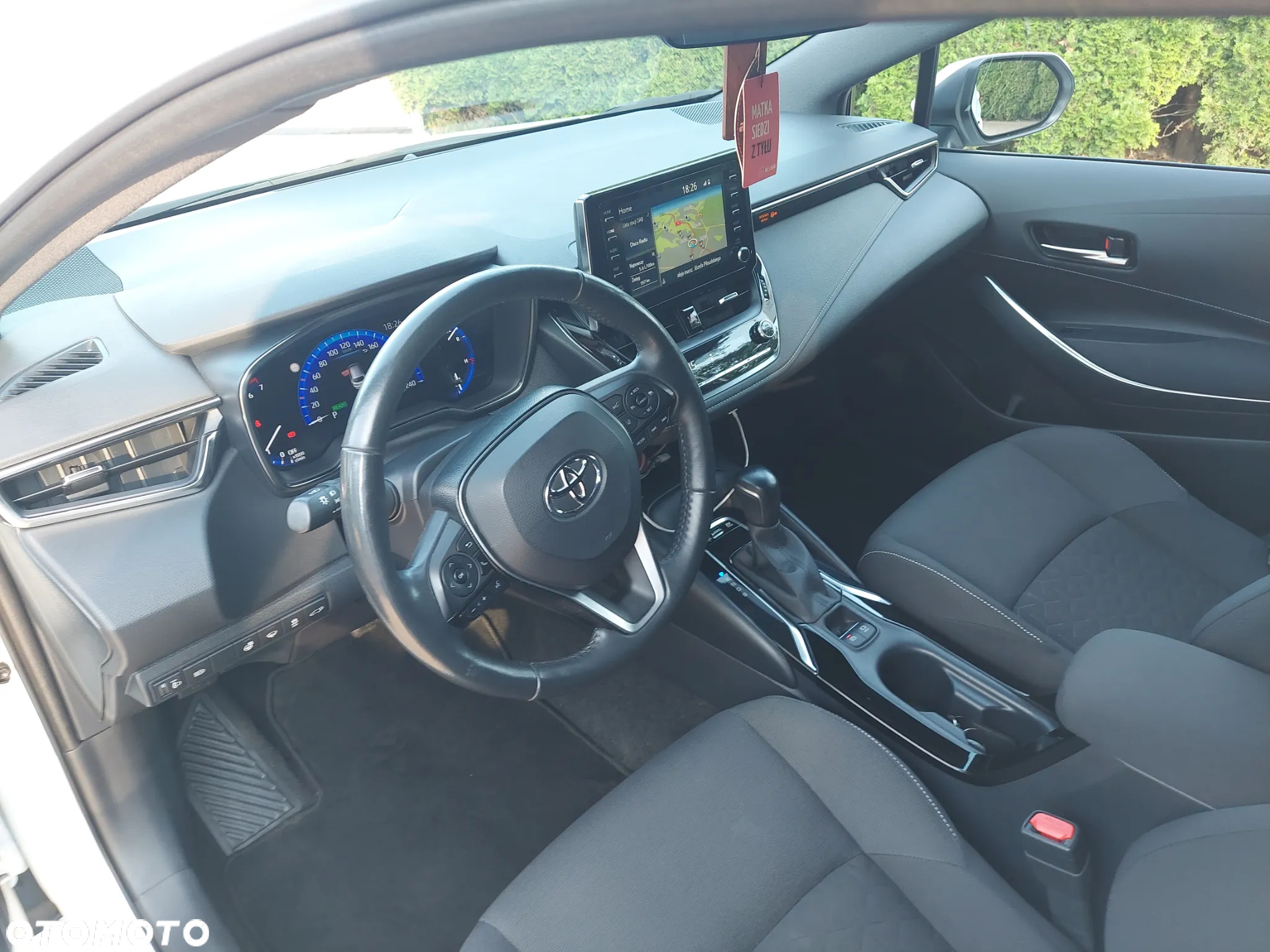 Toyota Corolla 1.8 Hybrid Touring Sports Comfort - 5