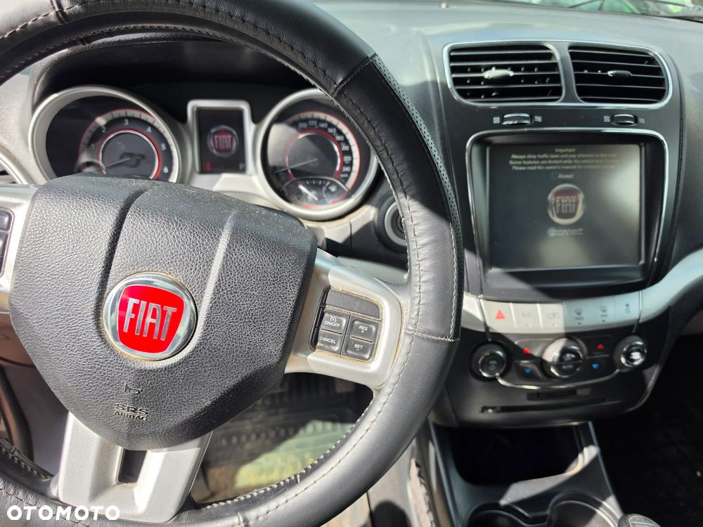 Fiat Freemont 2.0 Multijet Black Code AWD - 17