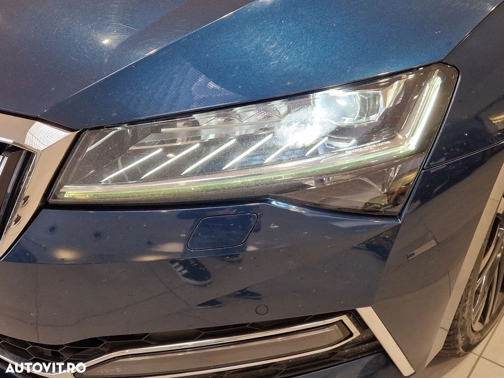 Skoda Superb 2.0 TSI 4X4 DSG Laurin & Klement - 9