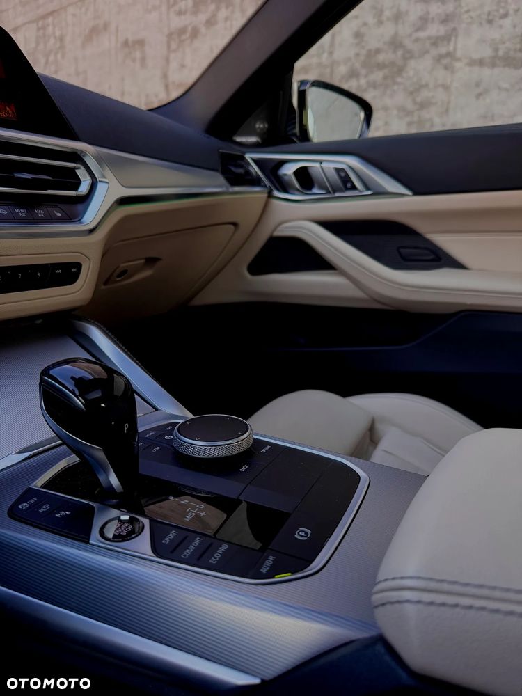 BMW Seria 4 M440i xDrive - 24