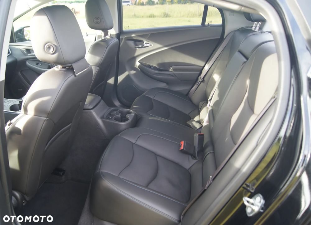 Chevrolet Volt - 13