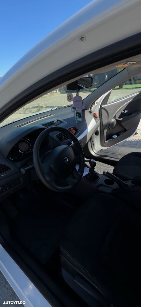 Renault Fluence 2015 photo 5