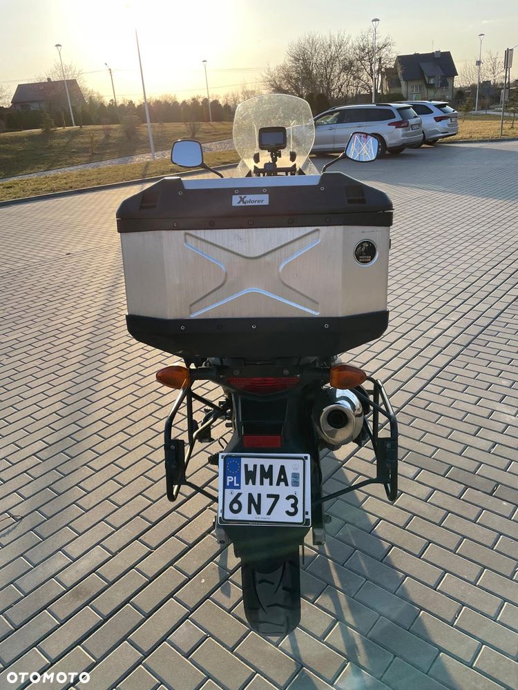 Suzuki V-STROM - 16