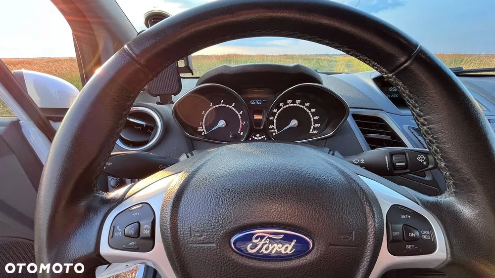Ford Fiesta 1.25 Trend - 11