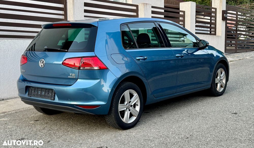 Volkswagen Golf 1.2 TSI BMT Comfortline - 28