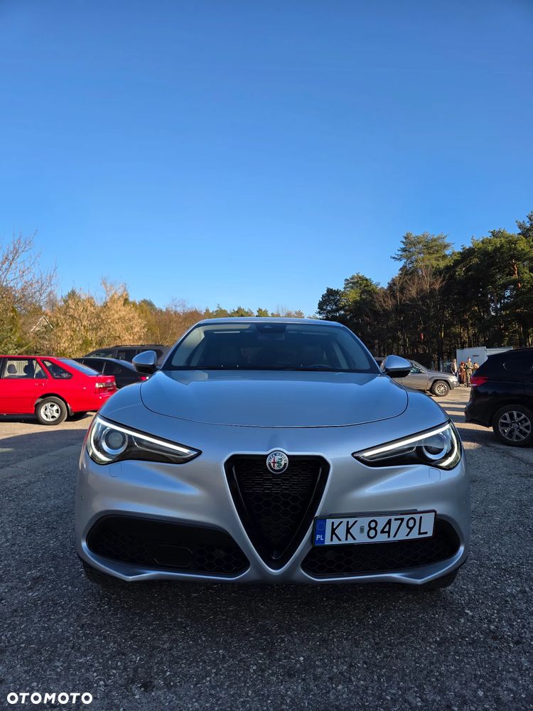 Alfa Romeo Stelvio - 4
