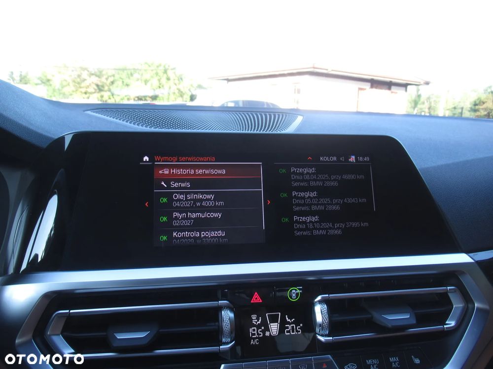 BMW Seria 3 320i xDrive Sport Line - 31