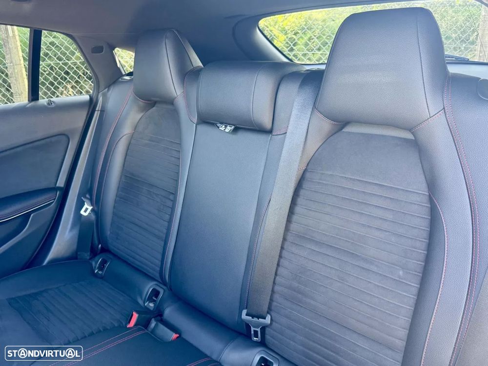 Mercedes-Benz CLA 220 d Shooting Brake AMG Line Aut. - 18