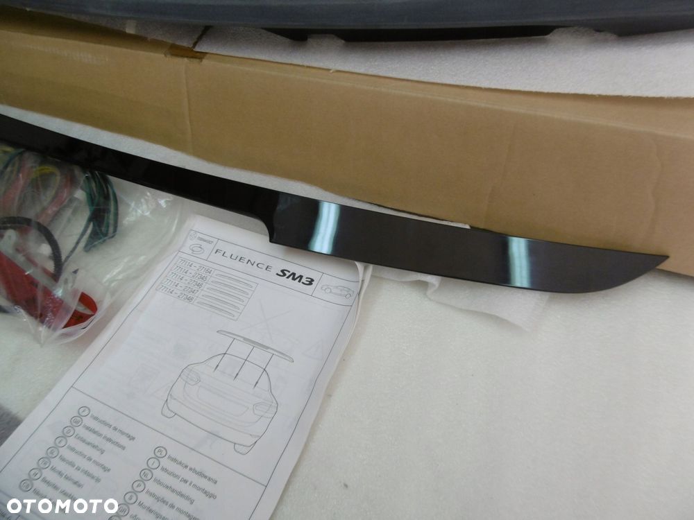 renault fluence - lotka spojler, spoiler klapy - 8