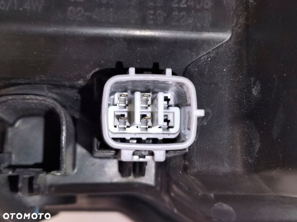 lampa przednia reflektor prawa toyota corolla e21 18- sedan full led - 7