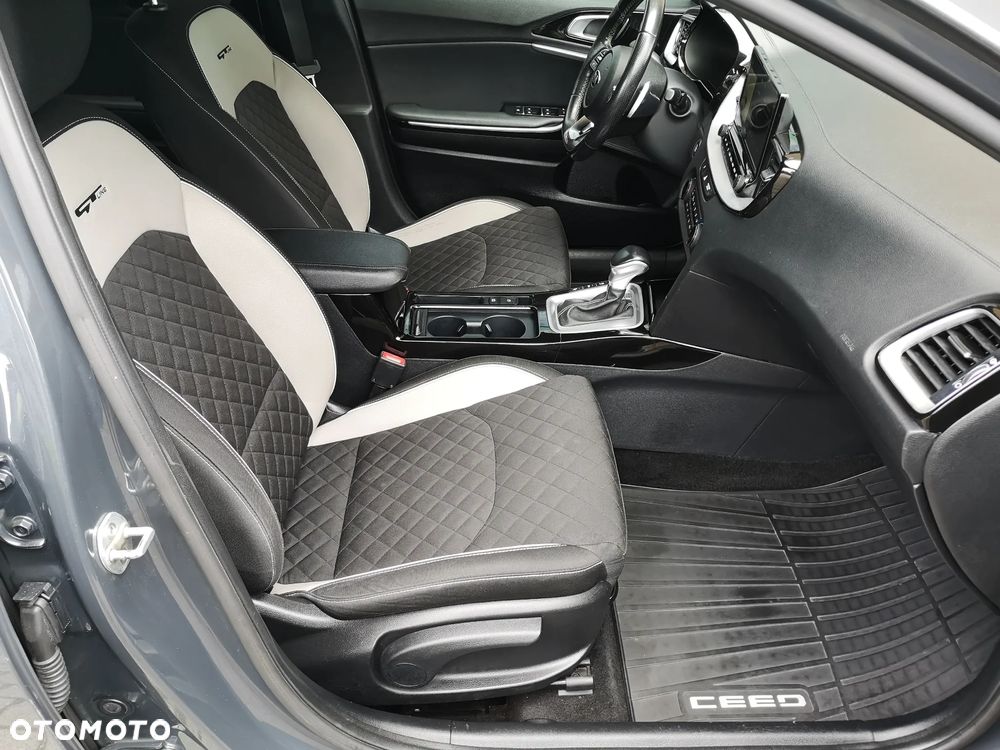 Kia Ceed 1.6 CRDi SCR GT-Line DCT - 35