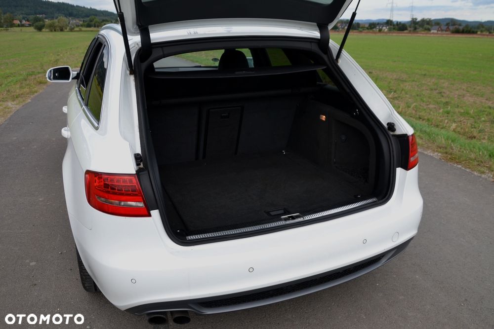 Audi A4 Avant - 8
