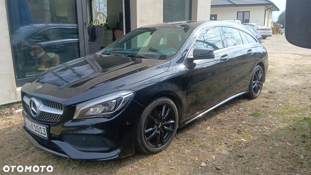 Mercedes-Benz CLA 200 7G-DCT AMG Line - 12