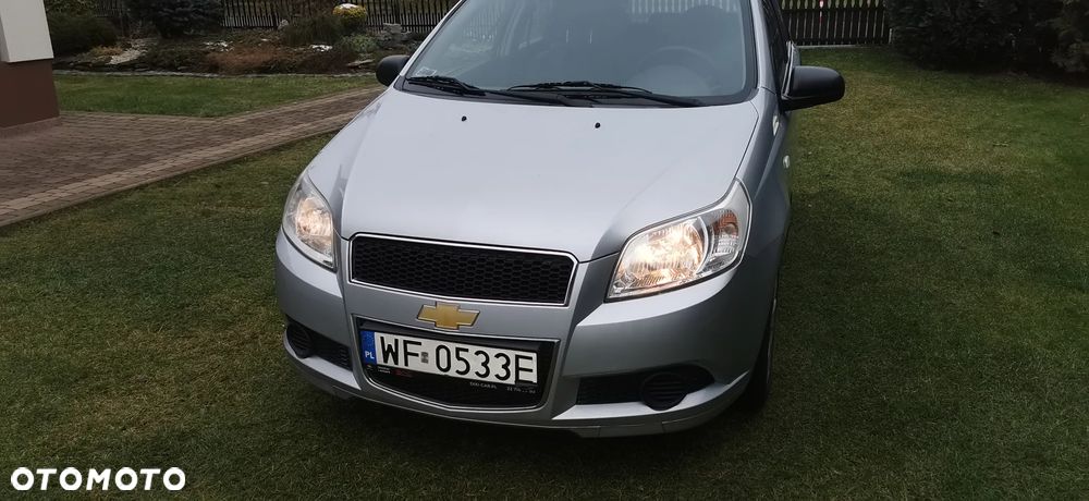 Chevrolet Aveo 1.2 16V Base - 3