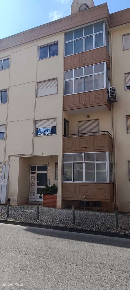 Apartamento T2 com garagem no centro da cidade! - Grande imagem: 3/33