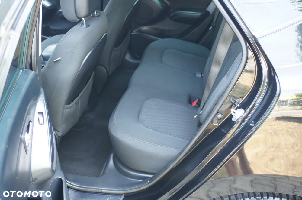 Hyundai ix35 1.6 2WD Comfort - 20