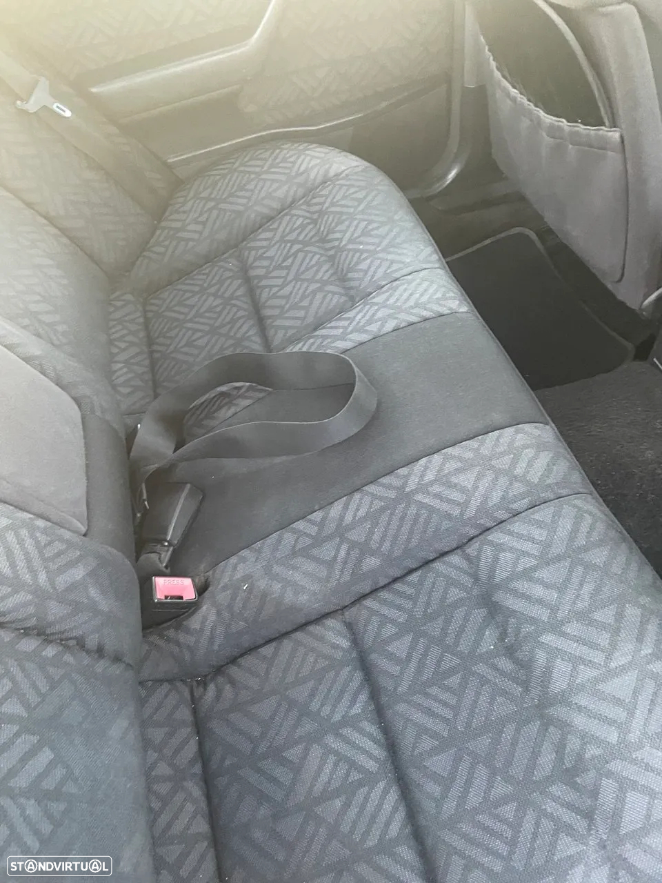 Mercedes-Benz C 180 Elegance - 5