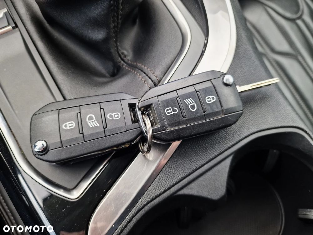 Peugeot 3008 1.5 BlueHDi Allure S&S - 34