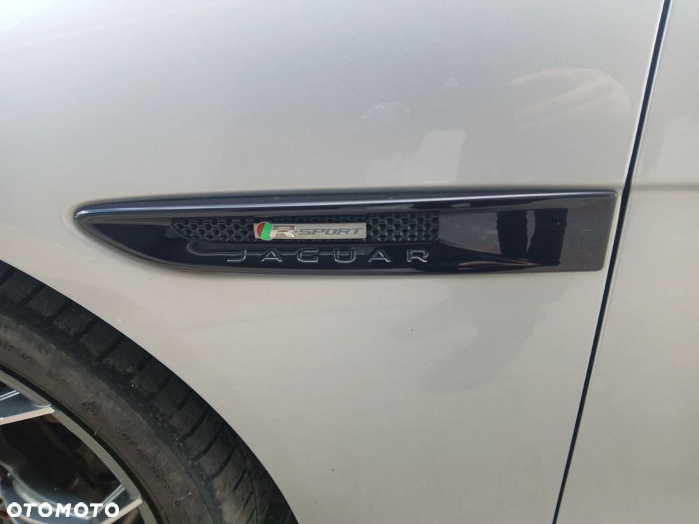 Jaguar XE 20d R-Sport Ingenium Edition - 21