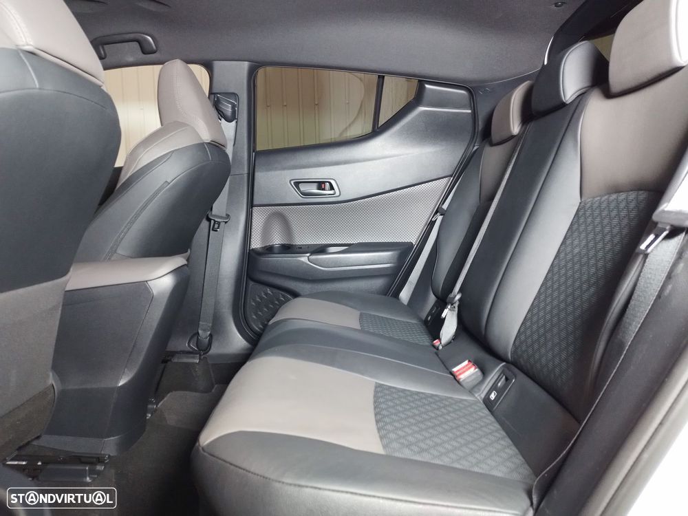 Toyota C-HR 1.8 Hybrid Exclusive - 10