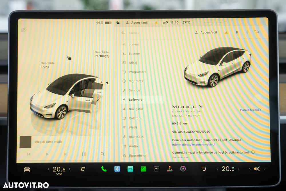 Tesla Model Y Long Range Dual Motor AWD - 22