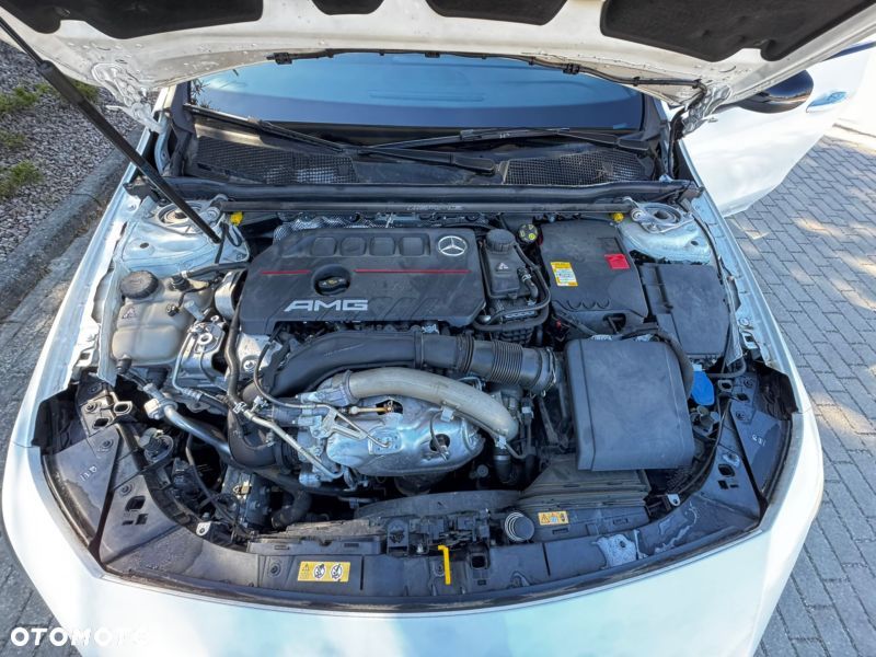 Mercedes-Benz CLA - 6