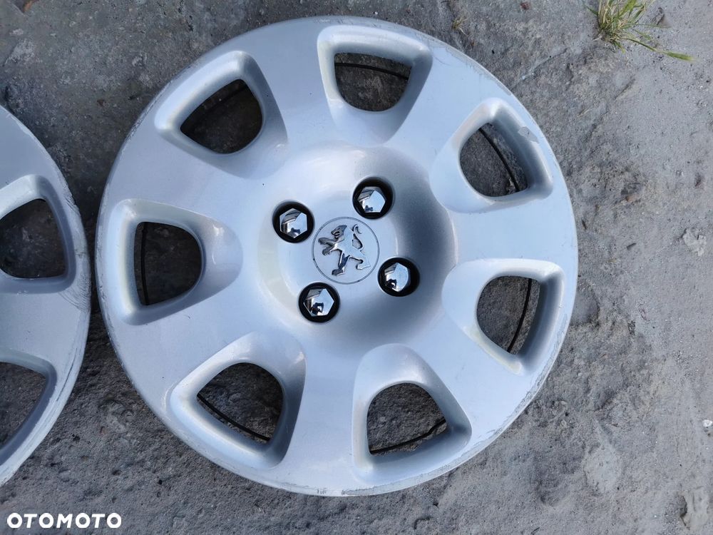Peugeot Partner 208 2008 308 3008 Kołpaki 15" 2 szt - 2