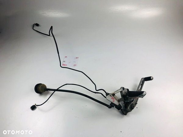 BMW R 1100 S 98-04 set podnóżek kierowcy prawy + dźwignia